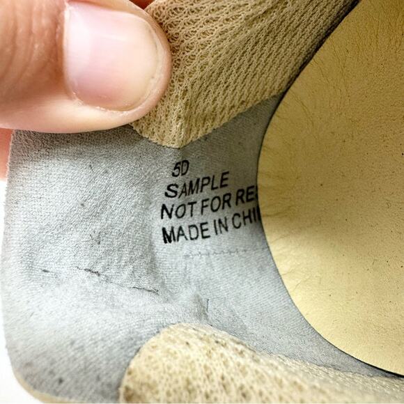 Everlane Tread Trainer Leather Dad Sneaker in Butter/White Size 6.5 Athleisure - Picture 11 of 13